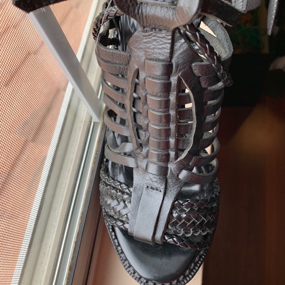 2” platform 6” heels - Picture 3 of 6